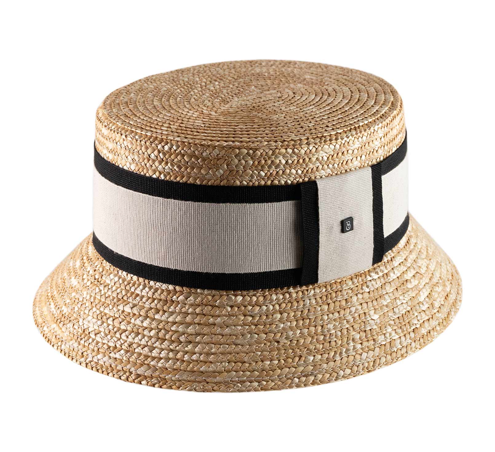 Chapeau cloche en paille